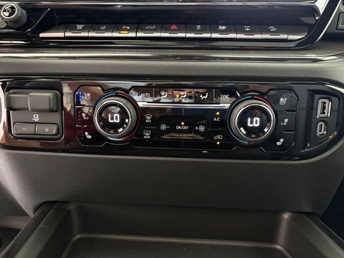 New 2026 Chevrolet Silverado 2500 ZR2 AWD/4WD image 12