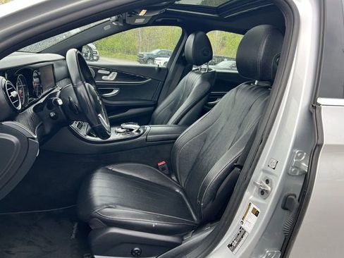 Used 2019 Mercedes-Benz E 300 4MATIC image 23