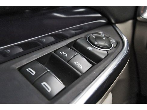 Used 2023 Cadillac XT4 Luxury image 11