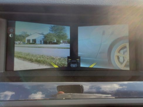 Used 2011 BMW 535i xDrive Sedan image 27