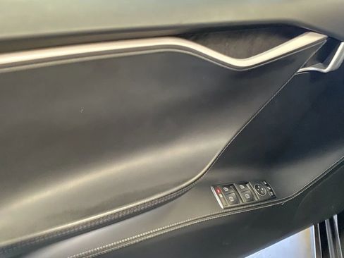 Used 2018 Tesla Model S 75D image 11