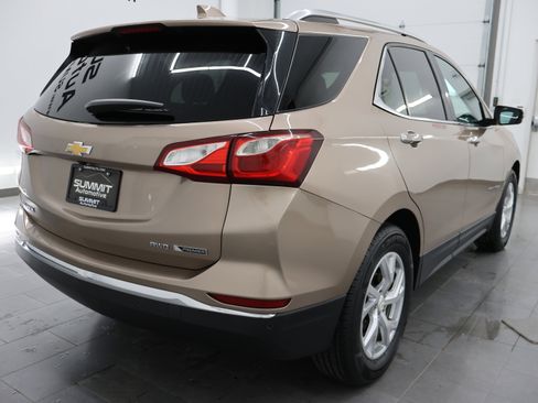 Used 2018 Chevrolet Equinox Premier AWD/4WD image 5