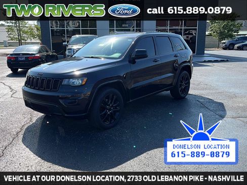 Used 2018 Jeep Grand Cherokee Altitude AWD/4WD image 1
