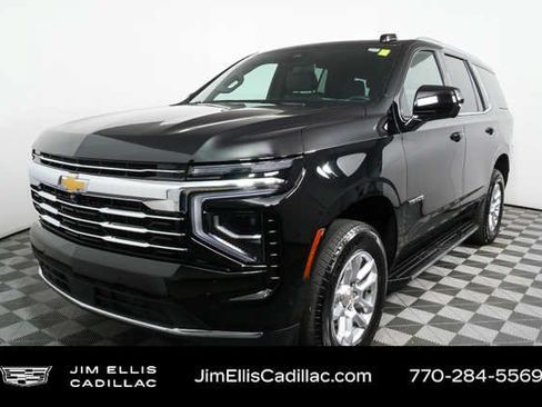 Used 2025 Chevrolet Tahoe LT RWD image 32