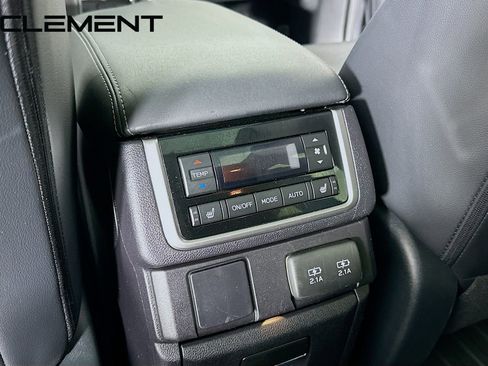 Used 2021 Subaru Ascent Limited AWD/4WD image 36