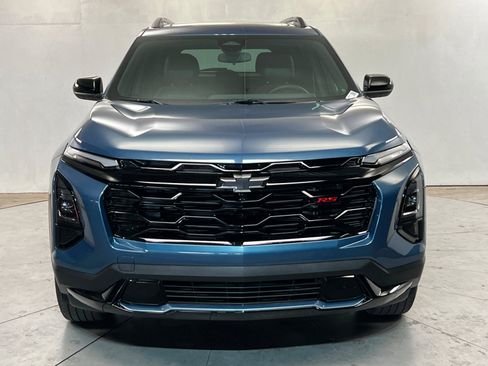 Used 2025 Chevrolet Equinox RS w/ Convenience Package III AWD/4WD image 9