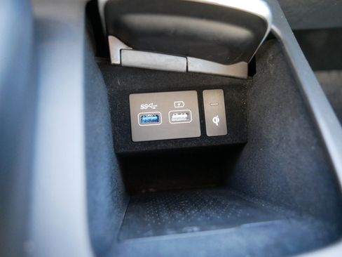 Used 2025 Genesis GV70 2.5T AWD/4WD image 33