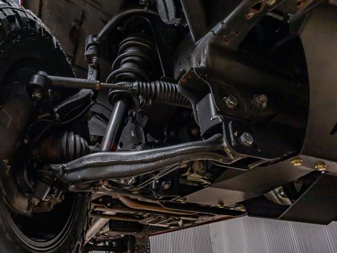 Used 2021 Chevrolet Silverado 1500 LT Trail Boss w/ Convenience Package II image 13