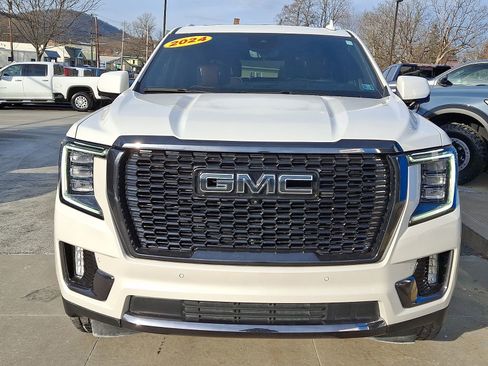 Used 2024 GMC Yukon Denali Ultimate image 2