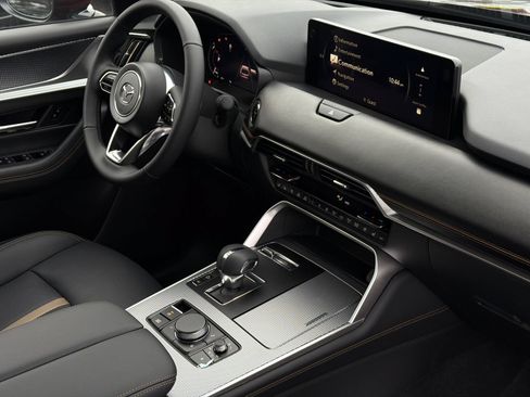 New 2026 MAZDA CX-90 Plug-In Hybrid w/ Premium Plus AWD/4WD image 9