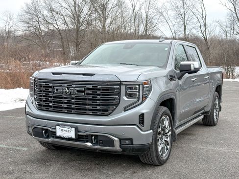 Used 2023 GMC Sierra 1500 Denali Ultimate image 3