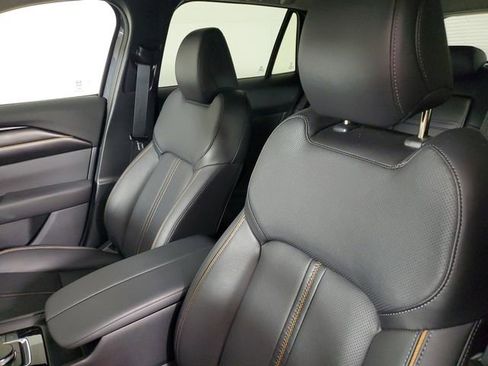 Certified 2025 MAZDA CX-50 AWD 2.5 S w/ Accent Package image 23