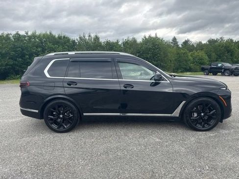 Used 2024 BMW X7 xDrive40i w/ Premium Package AWD/4WD image 8
