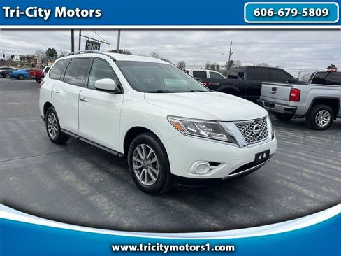 Used 2015 Nissan Pathfinder S AWD/4WD image 1