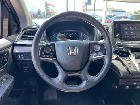 Used 2022 Honda Odyssey Touring image 13