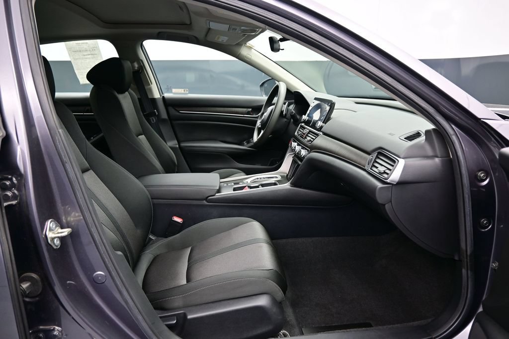 Certified 2020 Honda Accord EX image 31