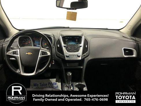 Used 2017 Chevrolet Equinox LT w/ Convenience Package image 14