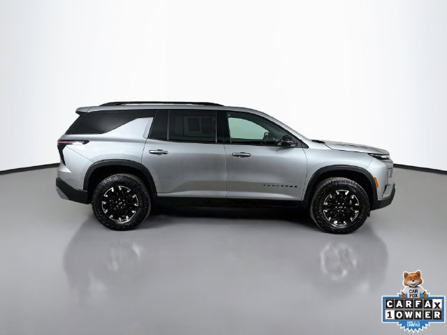 Used 2025 Chevrolet Traverse Z71 w/ Driver Confidence Package AWD/4WD image 13
