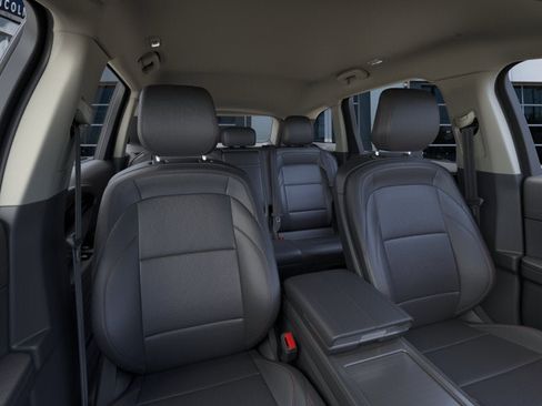 New 2026 Lincoln Nautilus Premier AWD/4WD image 10