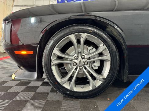 Used 2022 Dodge Challenger GT w/ Plus Package RWD image 7