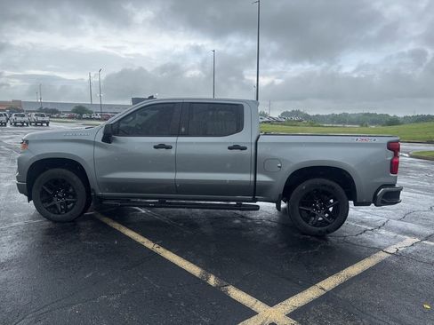 Used 2024 Chevrolet Silverado 1500 Custom AWD/4WD image 8