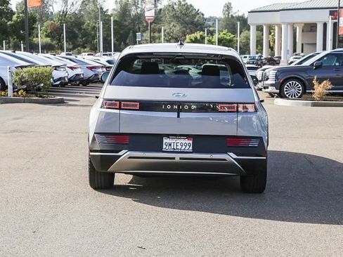 Certified 2024 Hyundai Ioniq 5 SEL RWD image 4