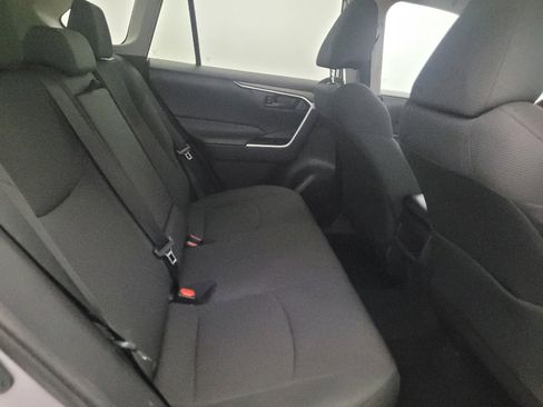 Used 2021 Toyota RAV4 LE w/ Carpet Mat Package (TMS) AWD/4WD image 19