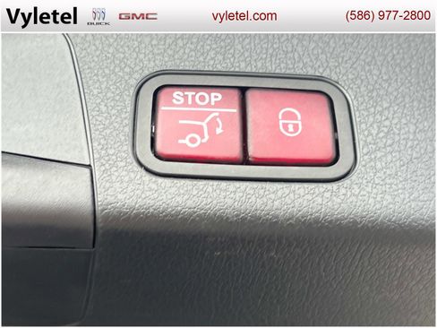 Used 2020 Mercedes-Benz GLB 250 4MATIC image 11
