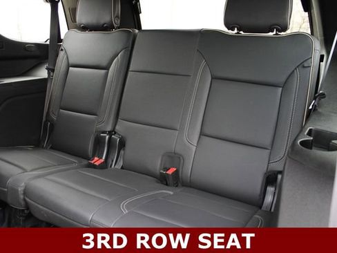 Used 2023 GMC Yukon SLT image 9