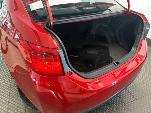 Used 2017 Toyota Corolla SE w/ Carpet Mat Package (TMS) FWD image 21