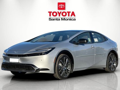 New 2026 Toyota Prius XLE image 6