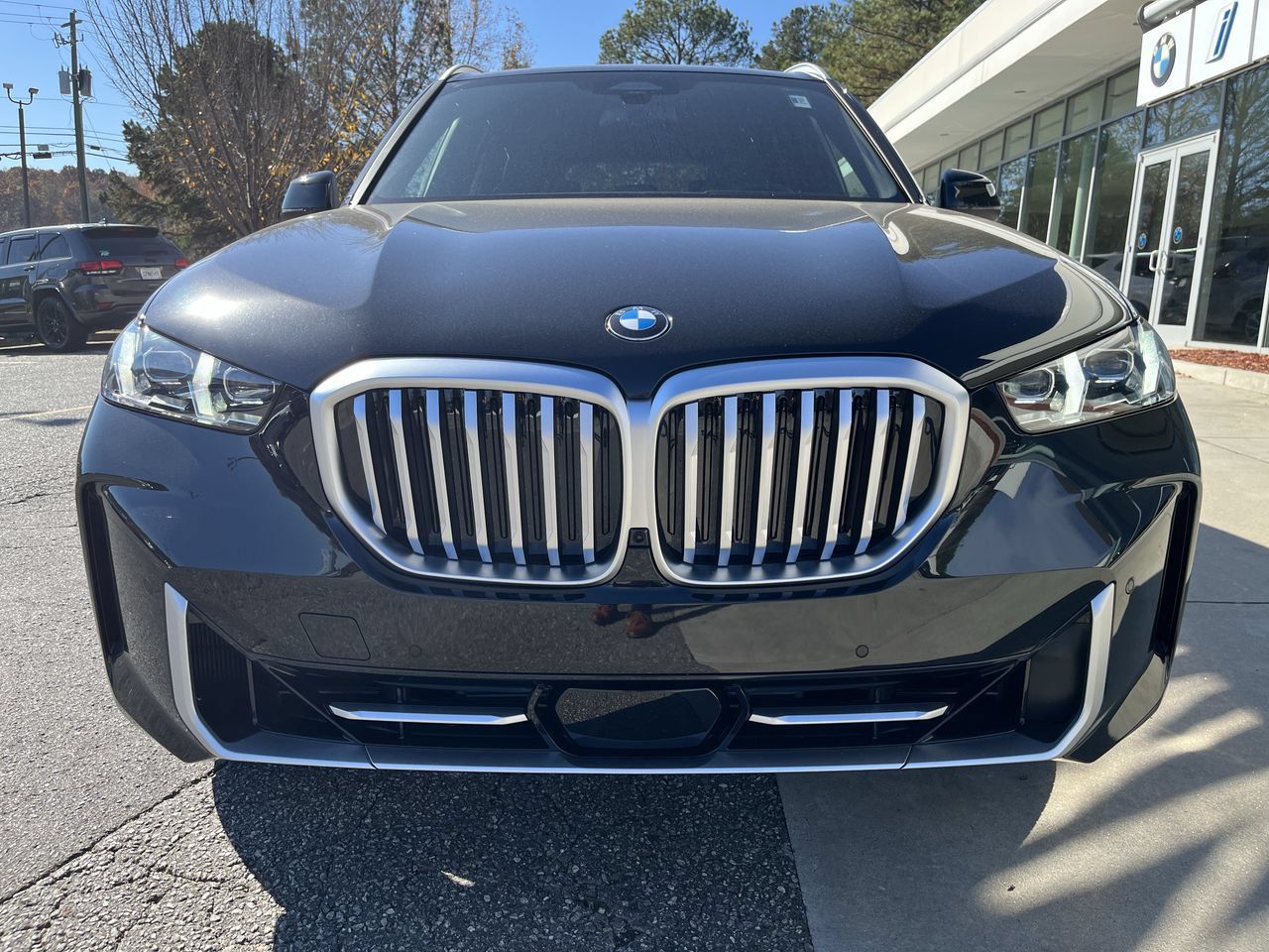 Used 2026 BMW X5 sDrive40i w/ Climate Comfort Package RWD image 3