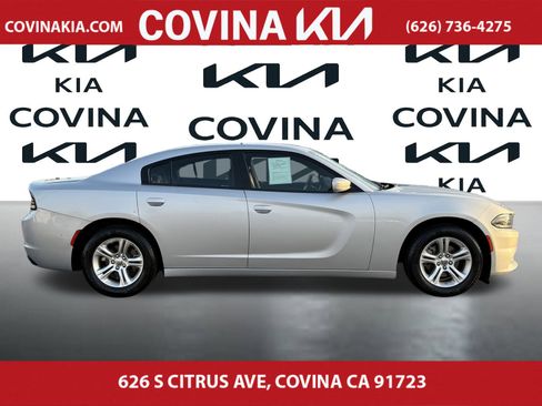 Used 2022 Dodge Charger SXT image 9