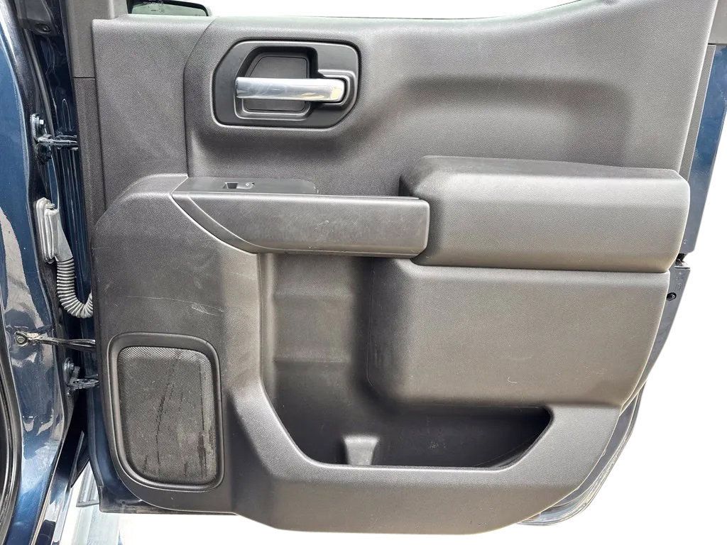 Used 2021 GMC Sierra 1500 4x4 Crew Cab w/ Convenience Package image 25