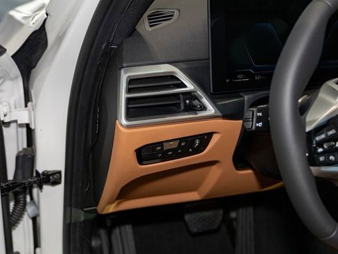 Used 2026 BMW 330i xDrive 330i xDrive w/ Premium Package image 14