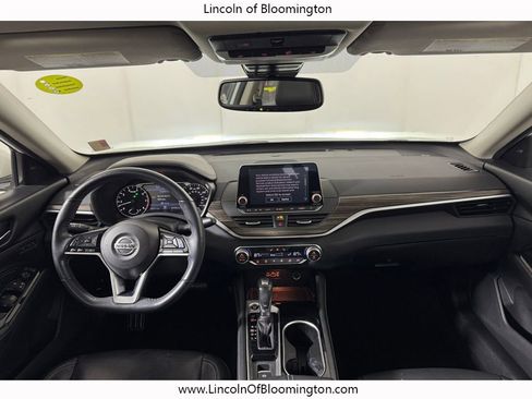 Used 2020 Nissan Altima 2.5 Platinum image 27