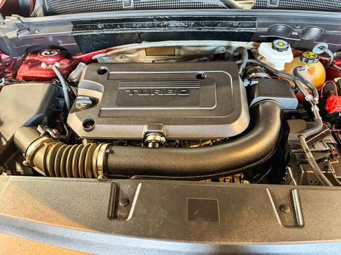 Used 2022 Buick Envision Avenir w/ Technology Package II image 47