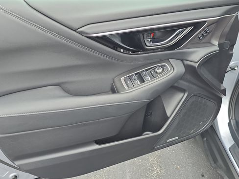 Used 2025 Subaru Outback Touring image 21