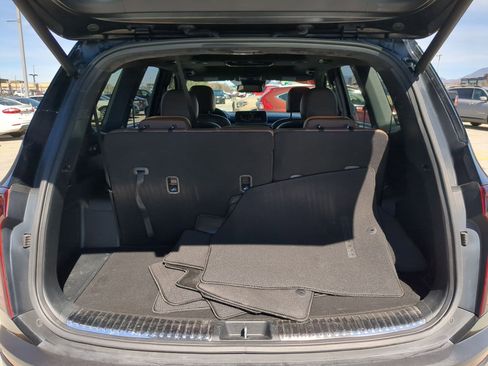 Used 2021 Kia Telluride SX w/ SX Prestige Package image 32