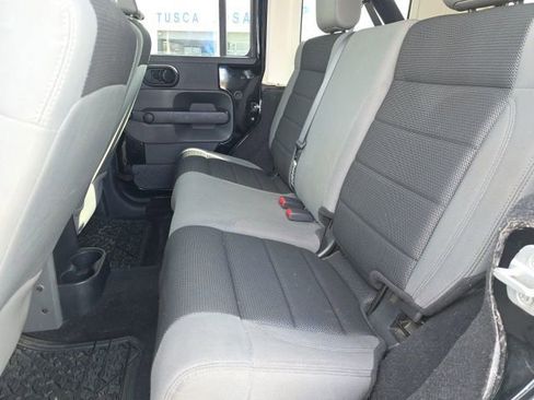 Used 2007 Jeep Wrangler X image 9