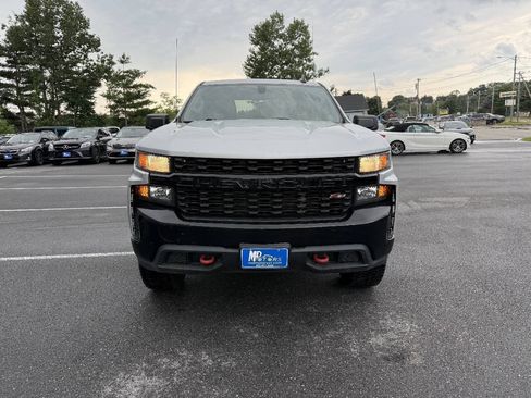 Used 2019 Chevrolet Silverado 1500 Custom Trail Boss w/ Custom Convenience Package AWD/4WD image 3