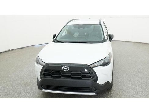 New 2026 Toyota Corolla Cross LE image 15