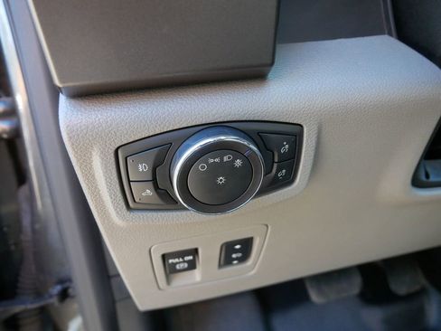 Used 2018 Ford F150 XLT w/ Equipment Group 302A Luxury image 13