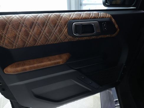 Used 2023 Ford Bronco Big Bend image 15