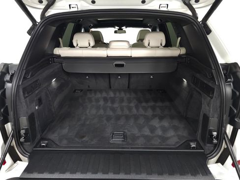 Used 2023 BMW X5 xDrive40i w/ M Sport Package AWD/4WD image 6
