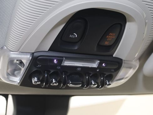 Used 2024 MINI Cooper SE FWD image 28