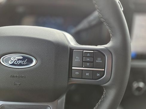 New 2026 Ford F250 Lariat w/ Chrome Package AWD/4WD image 17