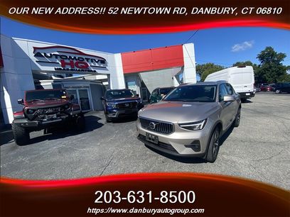 Used 2024 Volvo XC40 B5 Plus