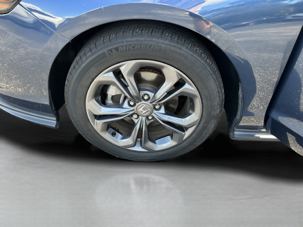 Used 2023 Honda Accord EX image 36