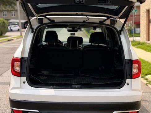 Used 2020 Honda Pilot Touring image 7